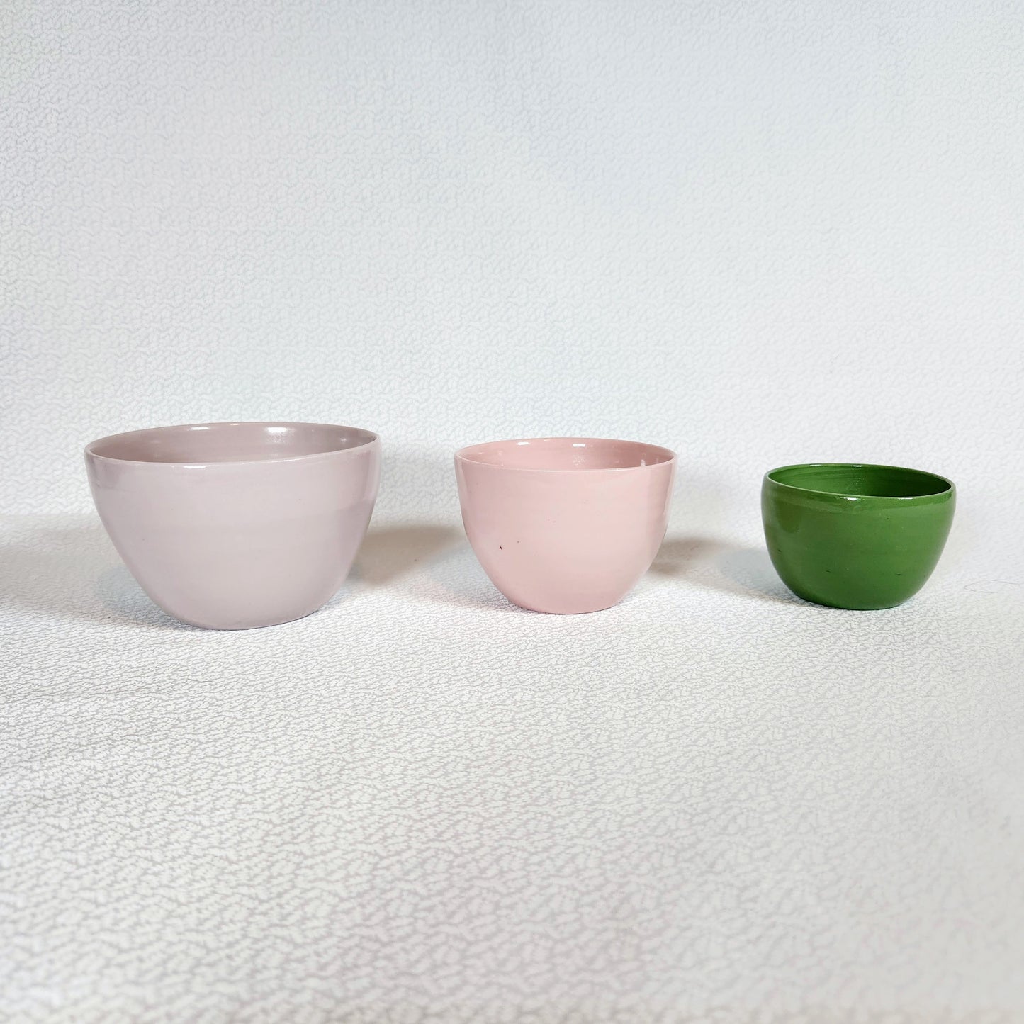 Set of 3 small bowls